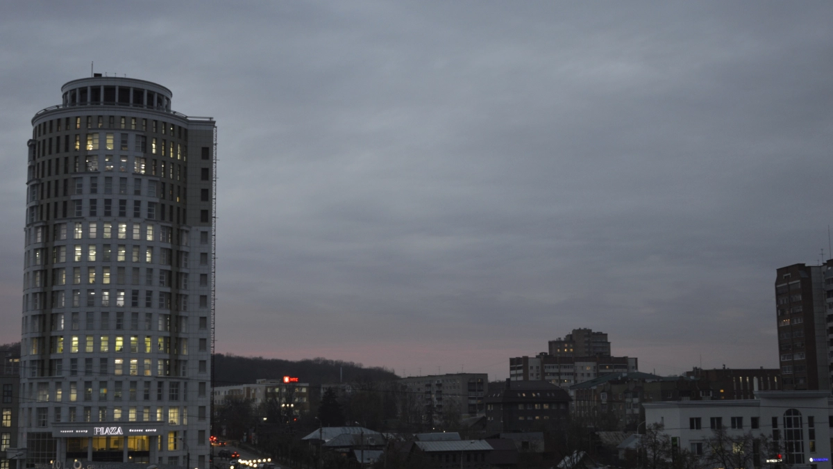 Самый дальний поселок Ленобласти: как добраться до места, где река делит все на две половины