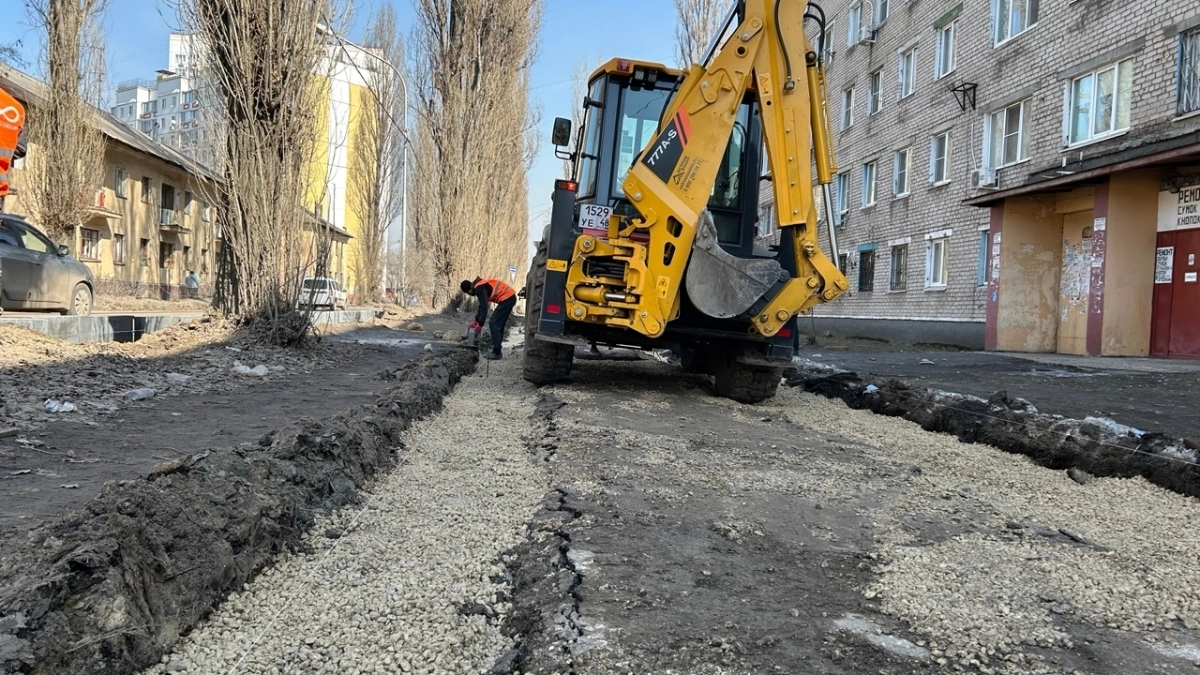 Липецкие дороги начали обновлять по нацпроекту — первой стала улица Жуковского