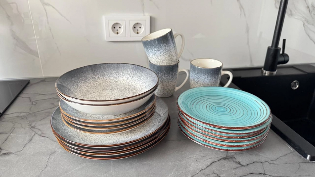 Почему нельзя мыть посуду в гостях – запомните раз и на всю жизнь