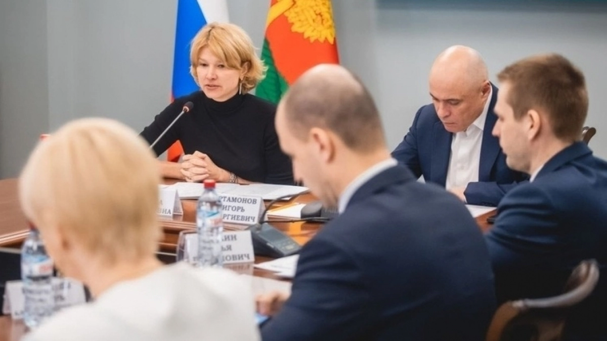 Аграрии Липецкой области готовят технику и семена к началу весенних работ