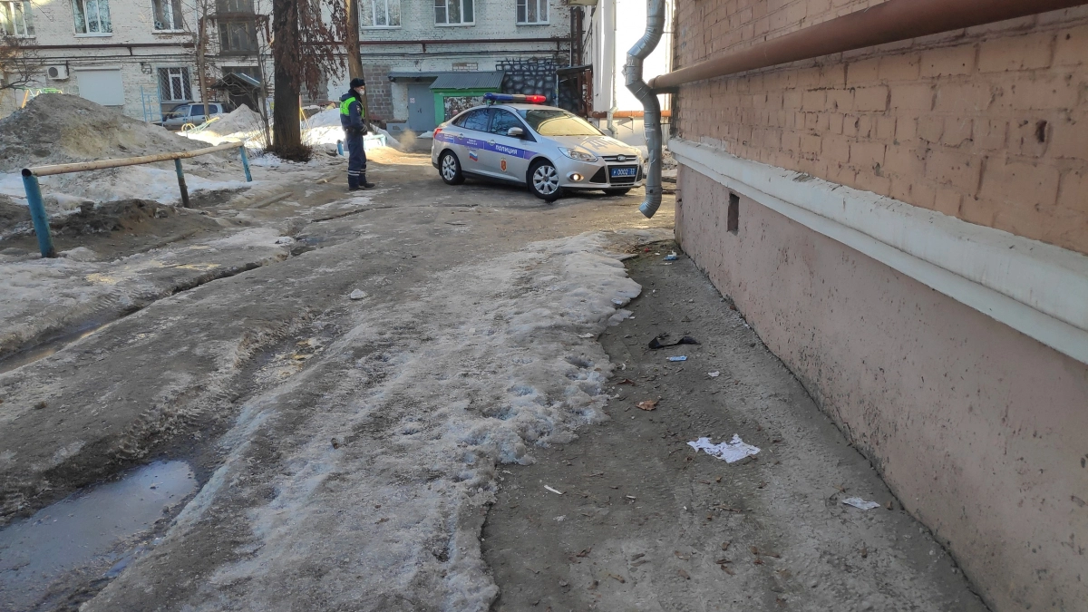 Инспектор ДПС требует выключить камеру: как грамотно ответить в соответствии с конституцией РФ, КОАП и ПДД