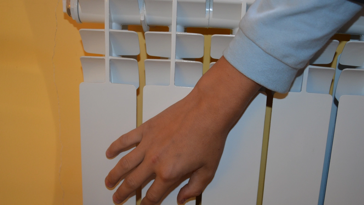 Отопление отключат через 3-5 дней: объявлен точный срок конца подачи тепла в жилые дома