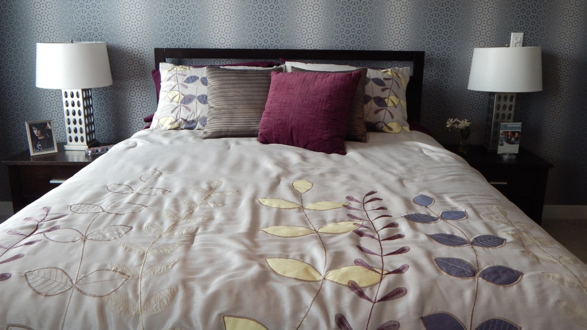 Спать на кровати больше не в тренде: теперь умные люди не покупают кровать, а используют более комфортные вещи для сна