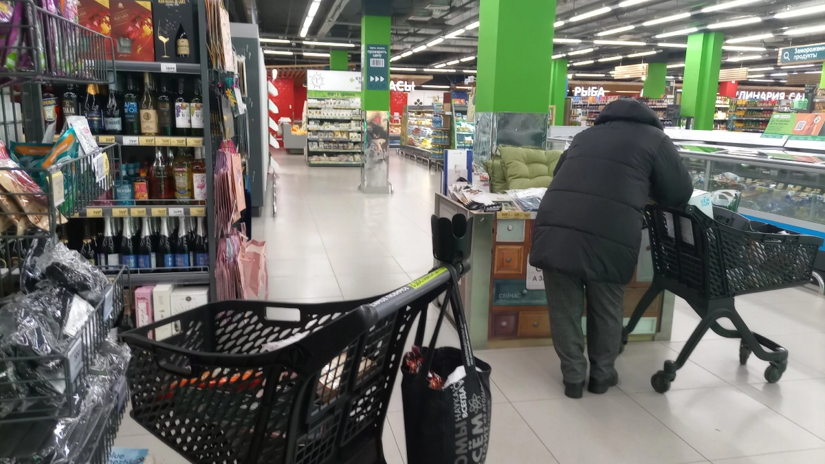 Подруга-продавец из Пятёрочки научила обходить 4 ловушки для покупателей: вот как можно сэкономить деньги