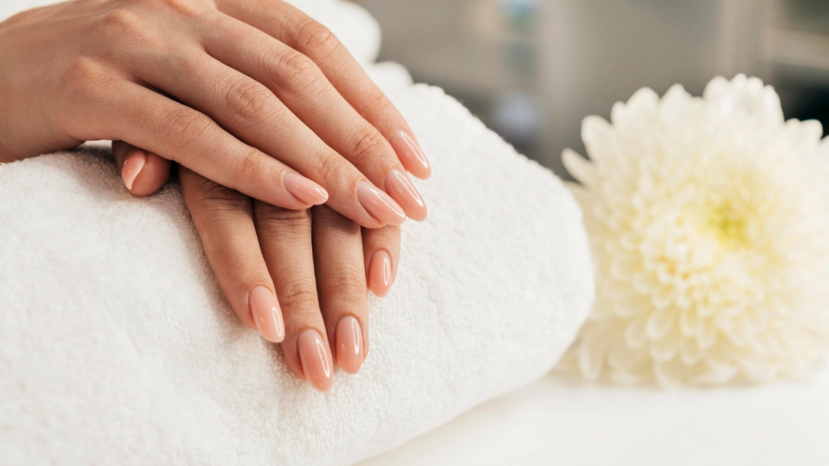 Красить ногти больше не в моде: главный тренд 2026 года — больше в салонах за покрытие не переплачиваю