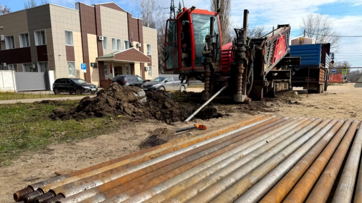 Липецкие коммунальщики взялись за водопровод на Матросова, Ильича и Боевом проезде