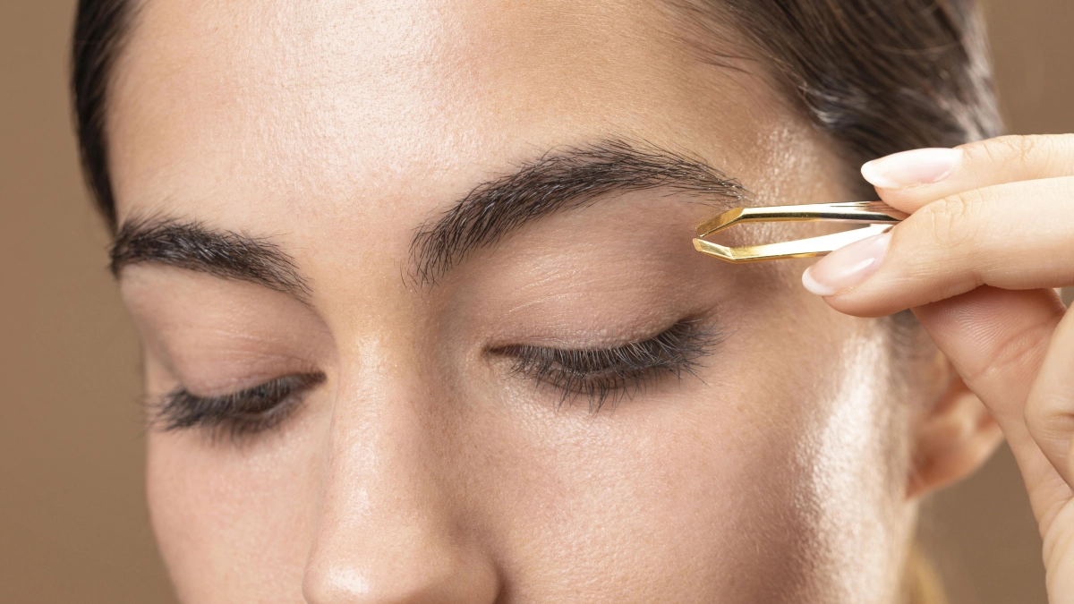 Брови растут как на дрожжах за 14 дней: домашнее средство с салонным эффектом — мой рецепт