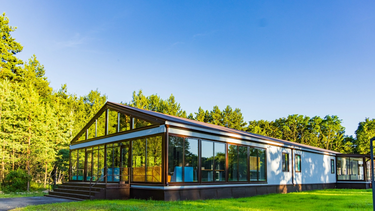 Четыре новых корпуса появятся в липецких детских лагерях