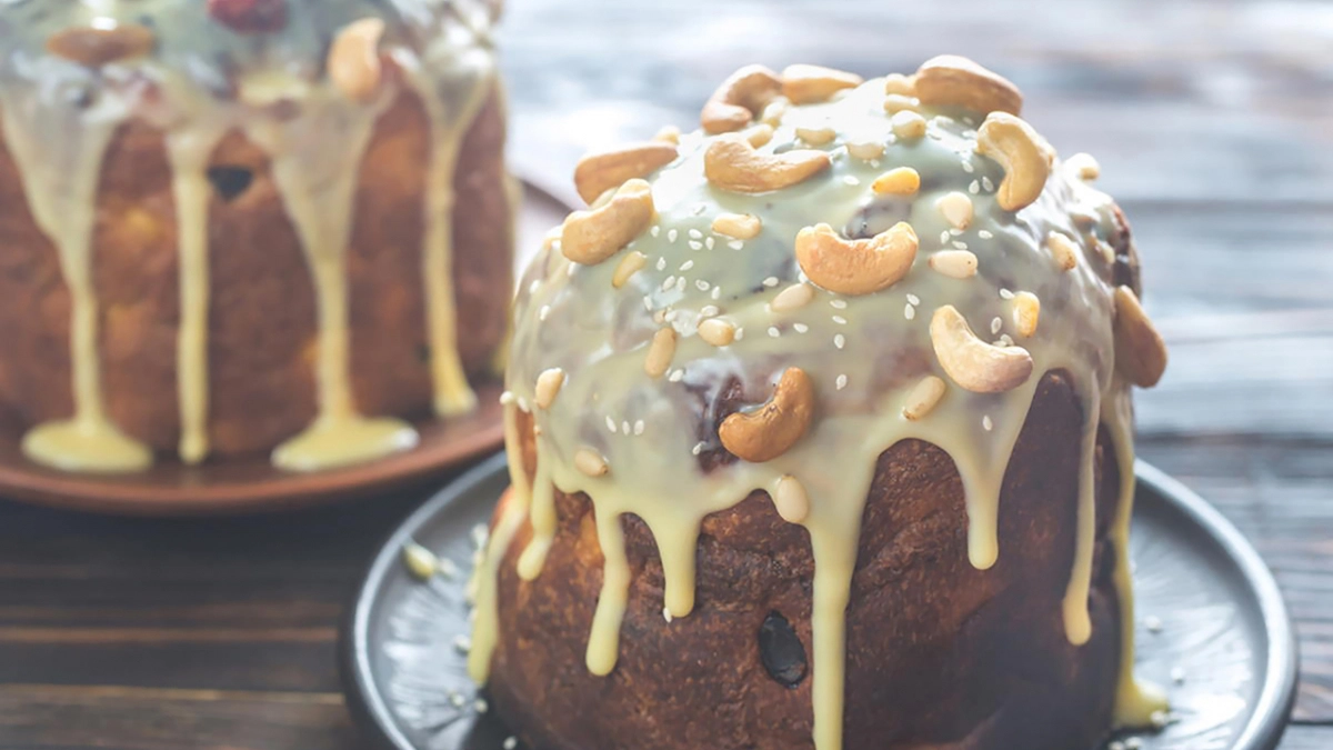 Не липнет и не осыпается: идеальный рецепт глазури, которая выходит всегда – про белковую забудете навсегда