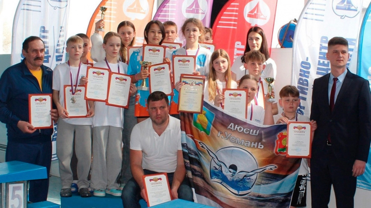 Липецкие школьники одержали победу на фестивале «Умею плавать»