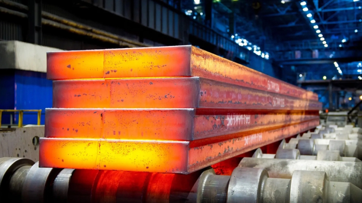 Липецкий комбинат взялся за пыль и серу в рамках федеральной программы