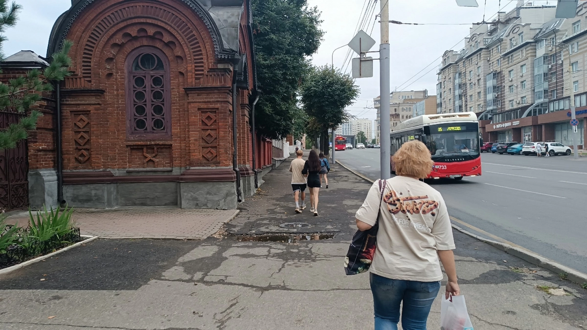 Жить для себя: 8 правил счастливого человека от психолога Михаила Литвака