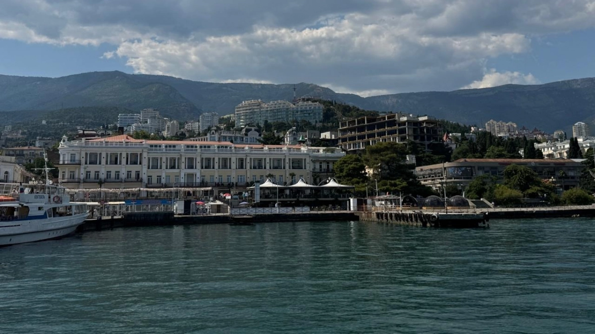 Гадкое море и злые люди: туристы отдохнули на Черном море и оставили неприятный честный отзыв