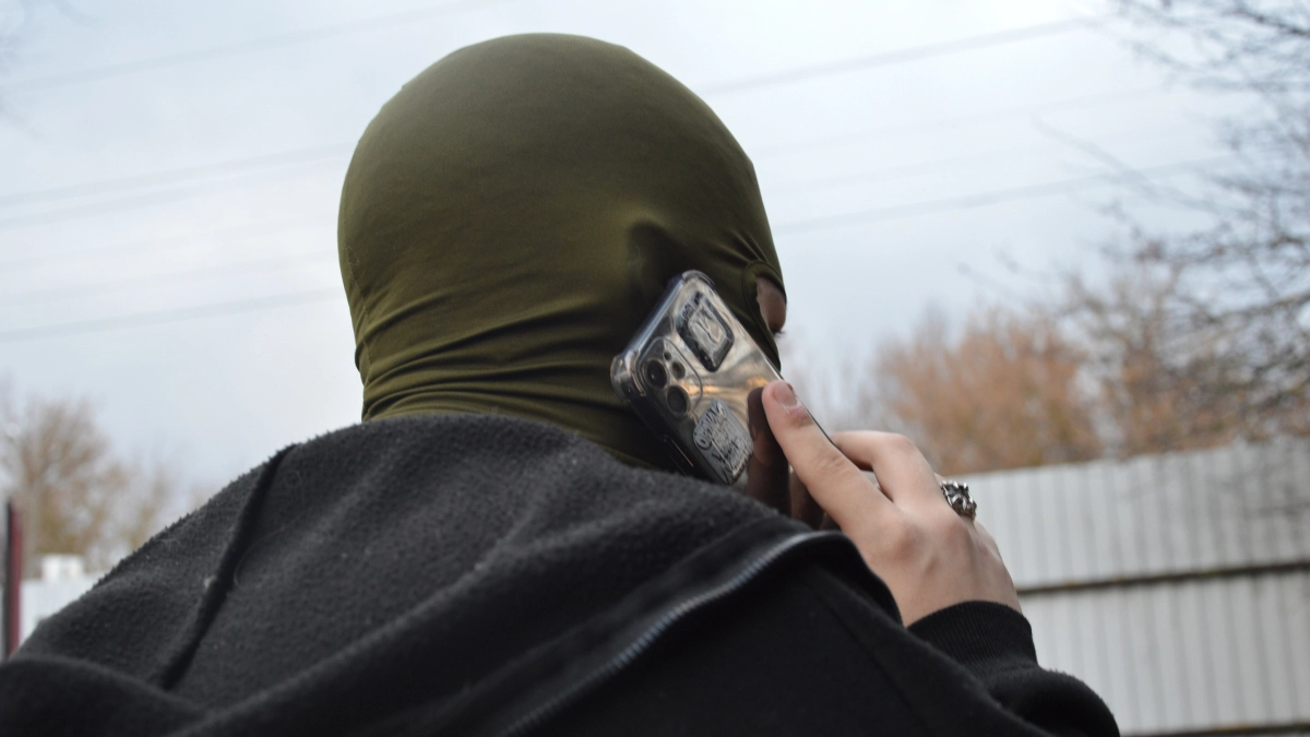 В Липецке будут судить двух курьеров, подменивших дорогой смартфон муляжом