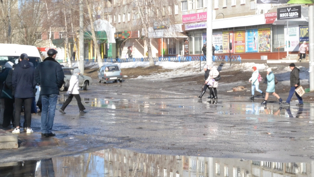 Липчане завалили ЦУР жалобами на ямы и мусор