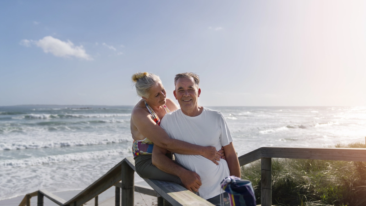 Морской бриз вместо огорода: бюджетные направления для отдыха весной в возрасте 60+