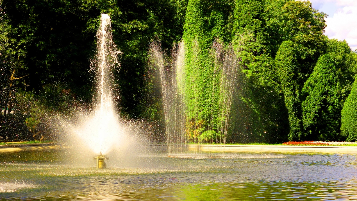 Липецкая мэрия дала денег ещё на два фонтана на улице Ленина