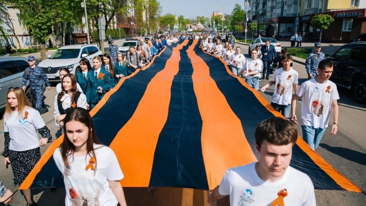 Липчане пройдут с огромной Георгиевской лентой по центру города