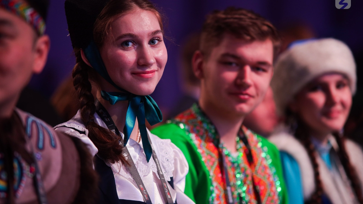 Липецкие жители смогут бесплатно попасть на федеральный марафон с Медведевым и Песковым