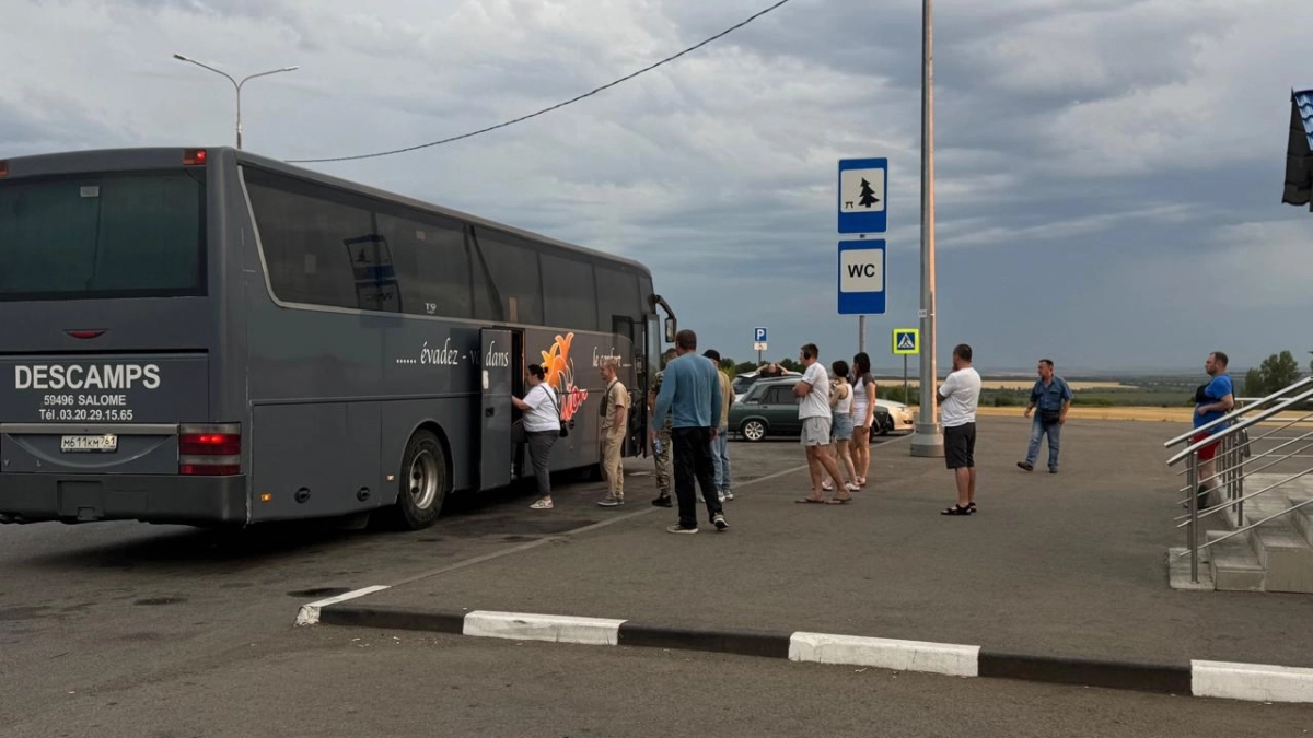 Как живет самый закрытый город России - в двух шагах от Европы: как туда попасть и что там скрыто