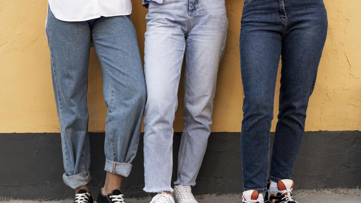 Сезон весна-лето 2026: почему джинсы-бочки должны оказаться в вашем гардеробе
