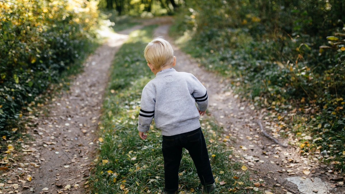 Самые популярные имена младенцев в 2006, 2016 и 2026 годах: как менялся топ за 20 лет