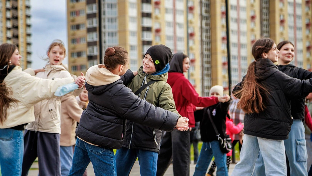 В парке «Сказка» и «Европейском» прошли репетиции «Вальса Победы»