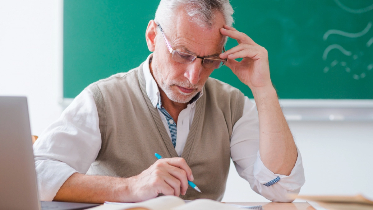 Елецкие учителя добились зарплаты через прокуратуру