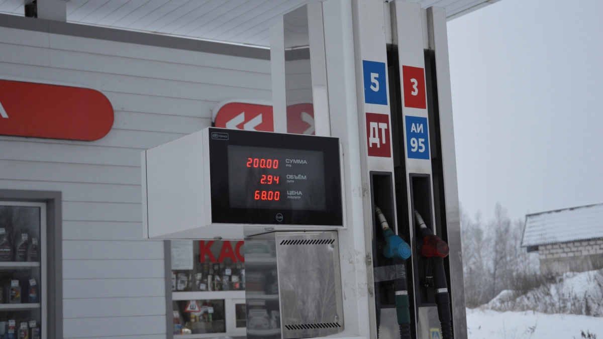 Новые требования к заправкам: с мая меняются правила для водителей и владельцев АЗС