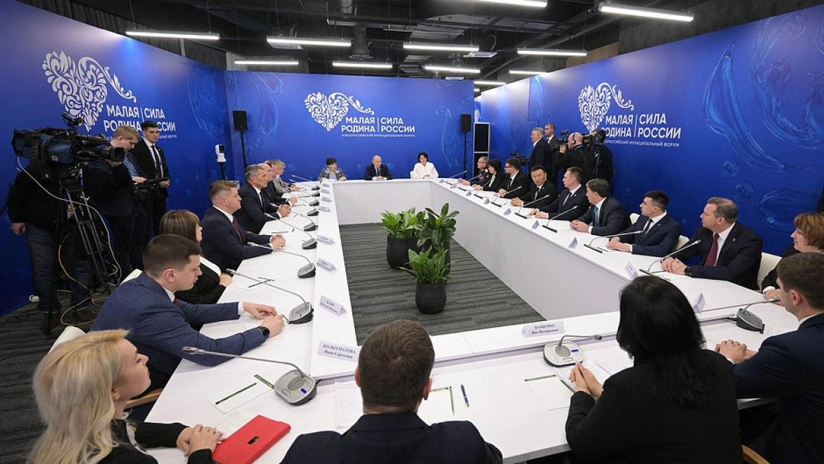 Путин согласился с елецким мэром по вопросу культурного наследия
