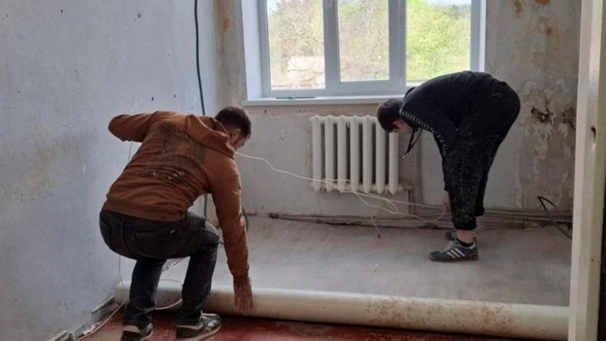 Липецкие строители взялись за библиотеку в Володарском ДНР