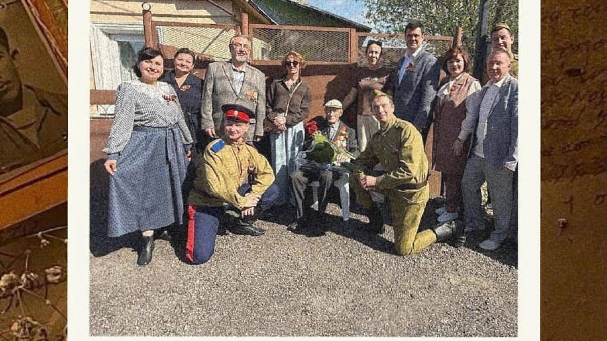 Липецкий ансамбль спел «Катюшу» ветерану, прошедшему путь от завода до Кёнигсберга