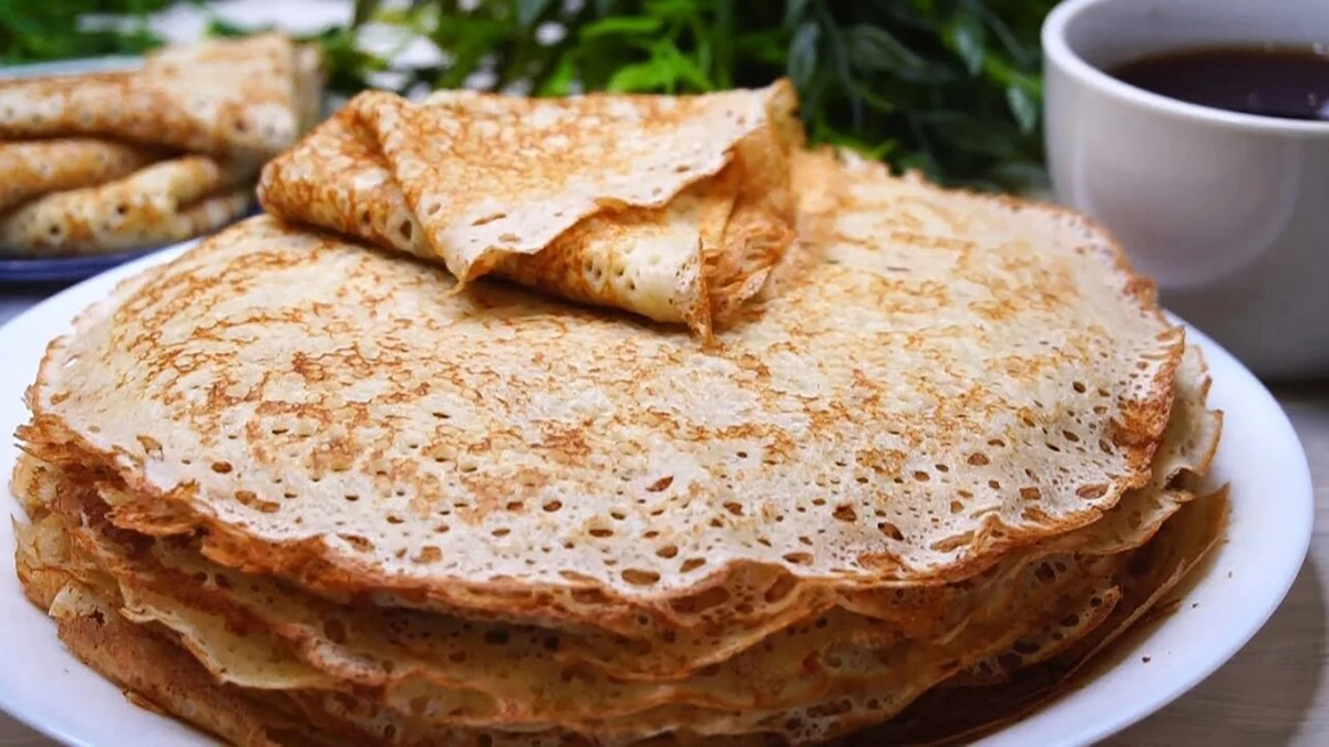 Пекла блины 10 лет, пока соседка не подсказала этот «ленивый» и вкусный способ: теперь встаю на 15 минут позже