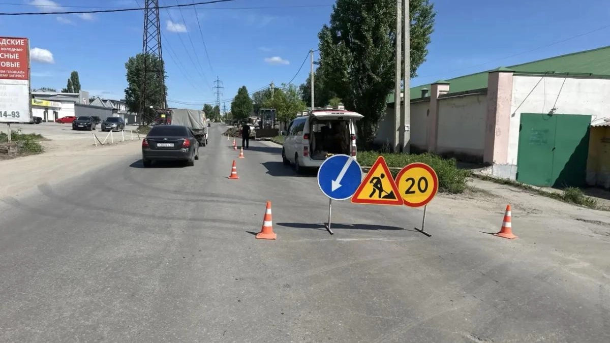 Дорожники взялись за проезд Поперечный