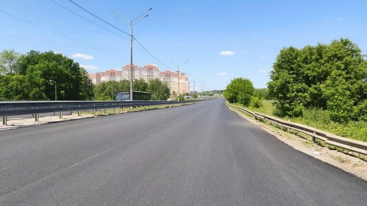 На Грязинском шоссе положили новый асфальт
