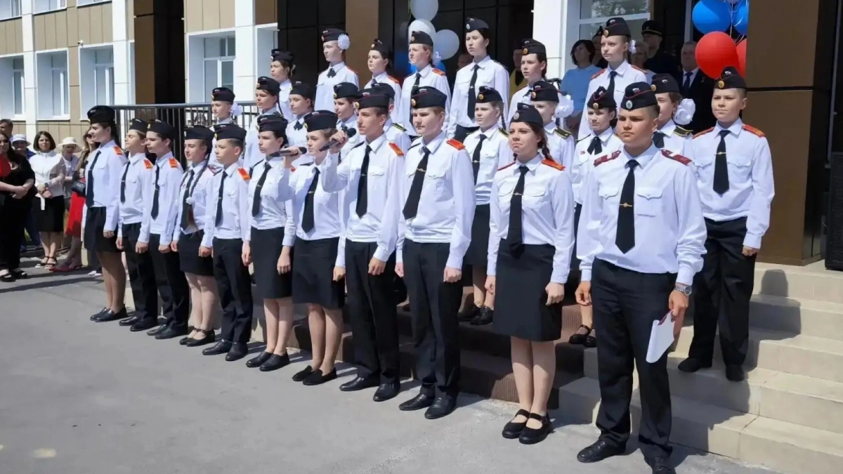 Липецкие кадеты приняли присягу после военно-полевых сборов