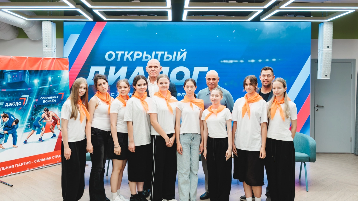 Александр Карелин посетил липецкий лагерь «Прометей» и провёл мастер-класс
