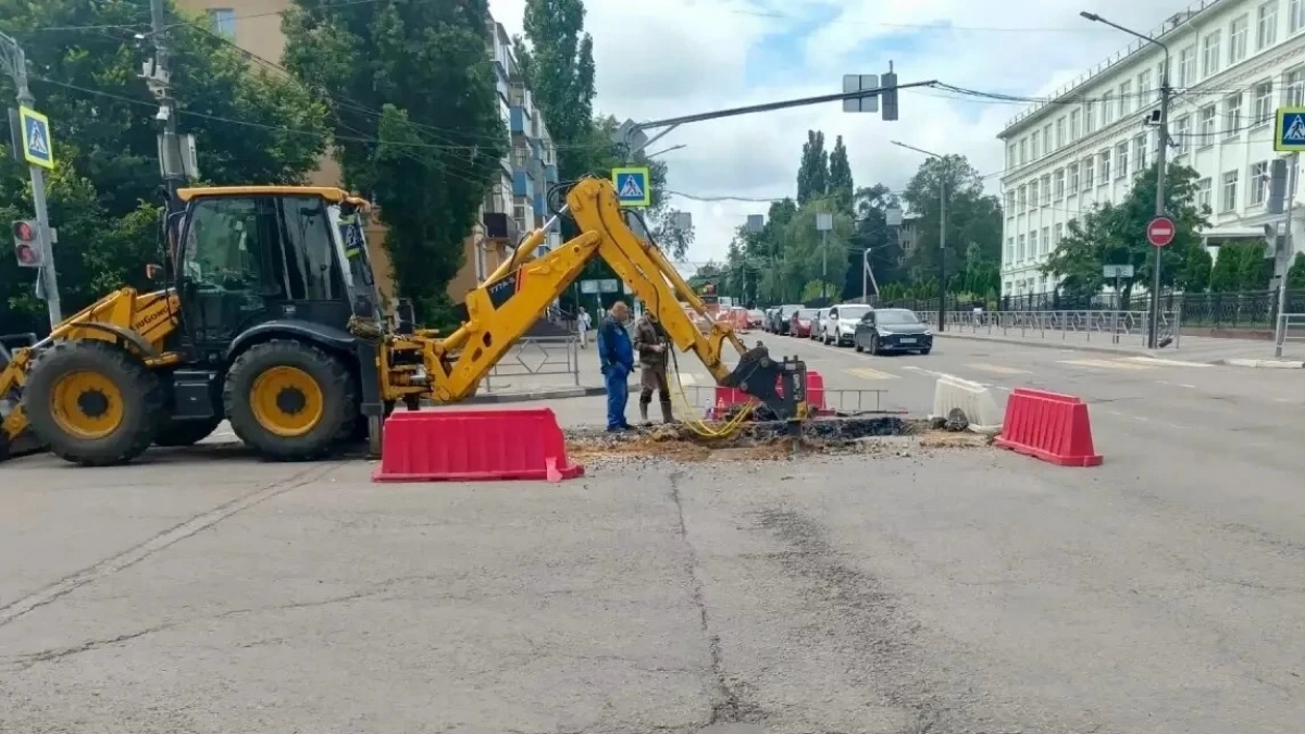 На Первомайской заменят водопровод вместе с ремонтом дороги