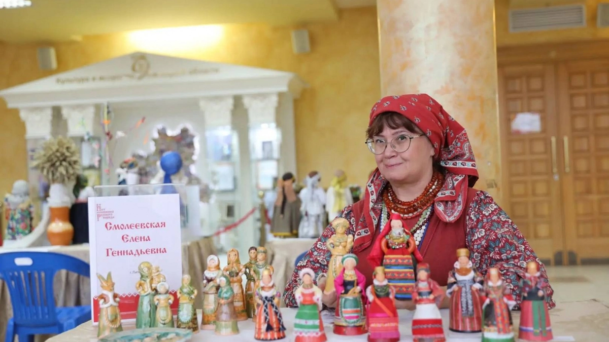 Липецкие мастера победили в межрегиональном конкурсе народного костюма