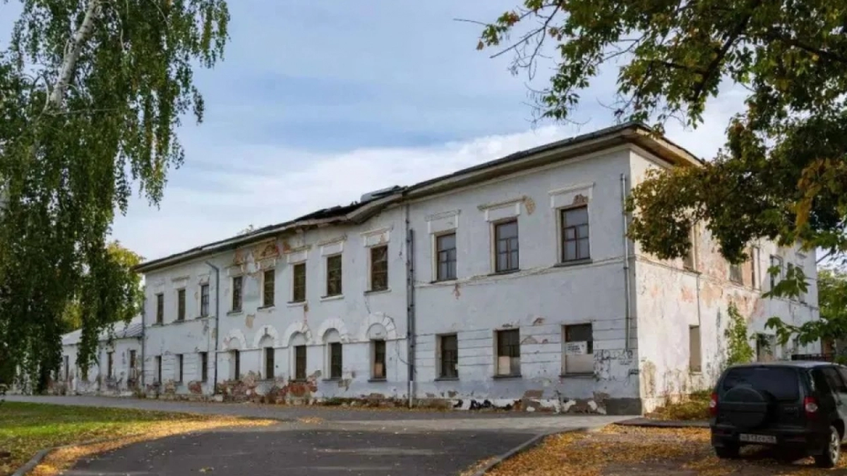 Памятник XVIII века в Лебедяни остался без покупателя
