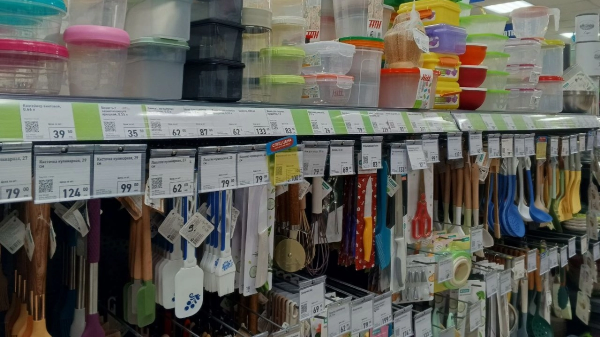 Купила в Fix Price дозатор для жидкого мыла за 21 рубль: вот как его использую – быт на кухне стал в разы проще
