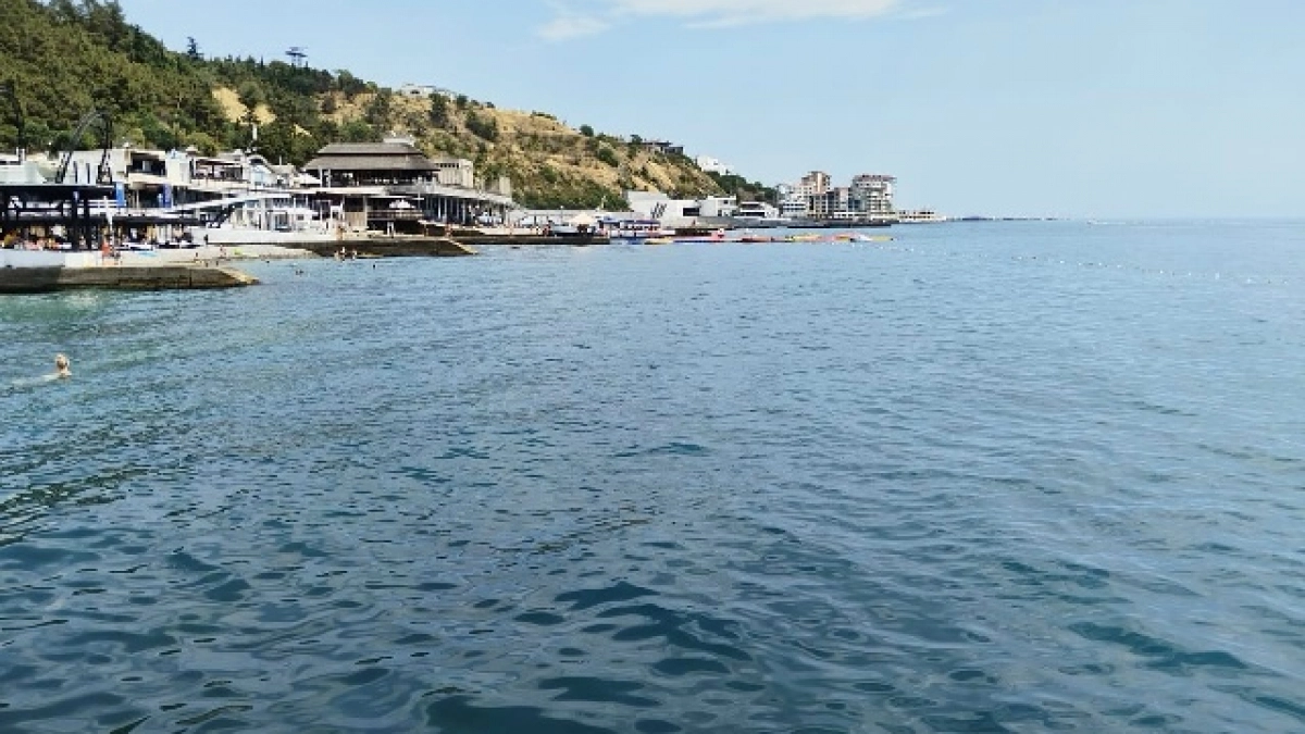 Море, солнце и "всё включено" за 100 тысяч: 6 направлений для августовского отпуска