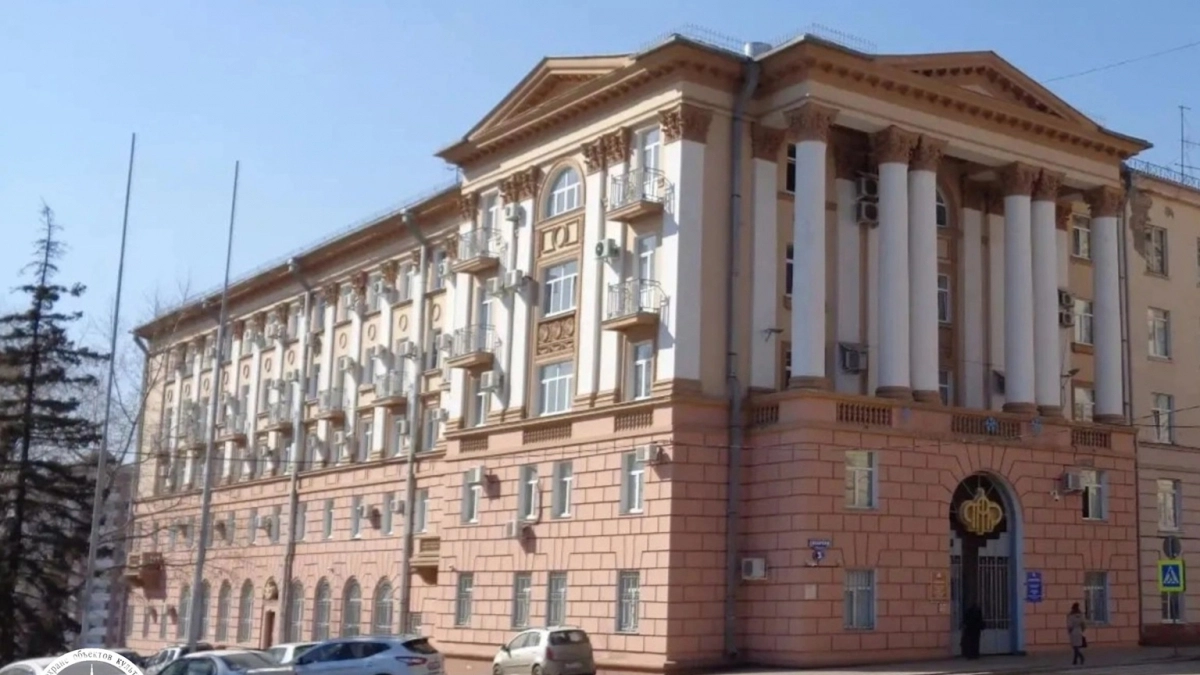 Историческое здание на Соборной площади дождалось ремонта