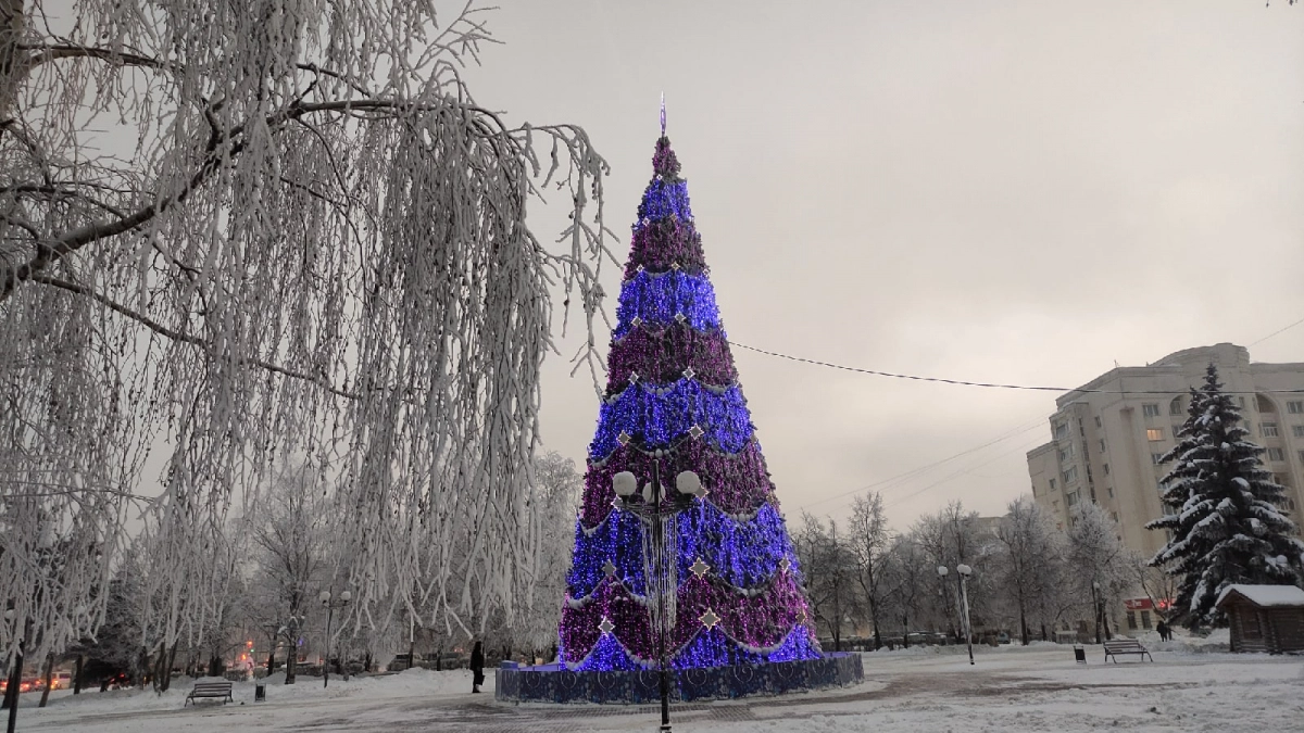 Новогодние выходные 2026-2027 вновь изменили: когда будем отдыхать