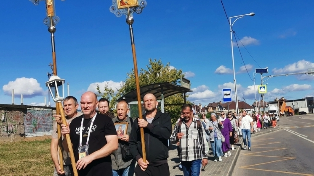 В Липецке прошёл традиционный крестный ход «За трезвость!»