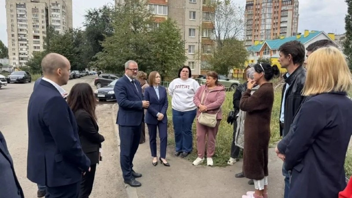 Щербаков лично проверил дом, где месяц не было горячей воды
