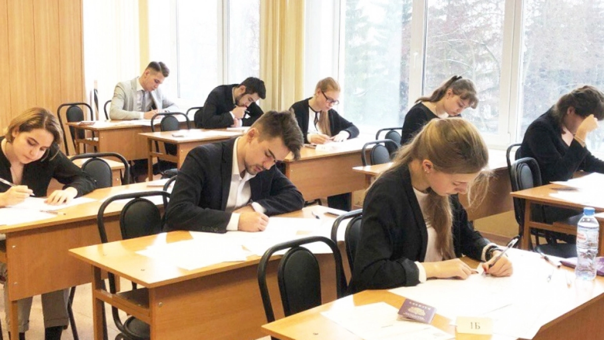 Липецкие школьники узнают, когда сдавать ЕГЭ и ОГЭ в 2027 году