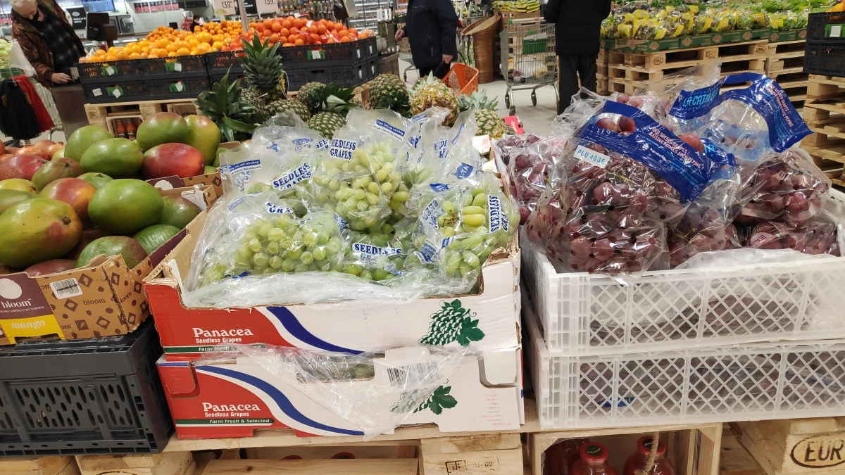 Эти 6 продуктов нельзя оставлять в пакете: испортятся быстрее, чем вы их достанете
