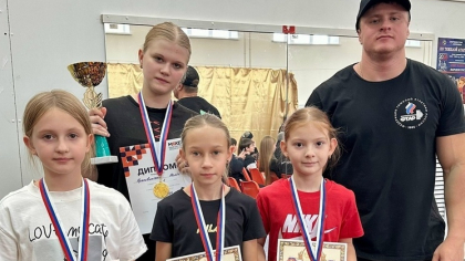 Елецкие тяжелоатлетки успешно выступили на первенстве Липецкой области в Данкове